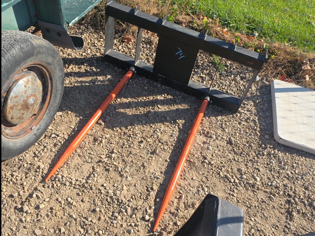NEW PABREAK SKIDLOADER 2 TINE BALE SPEAR