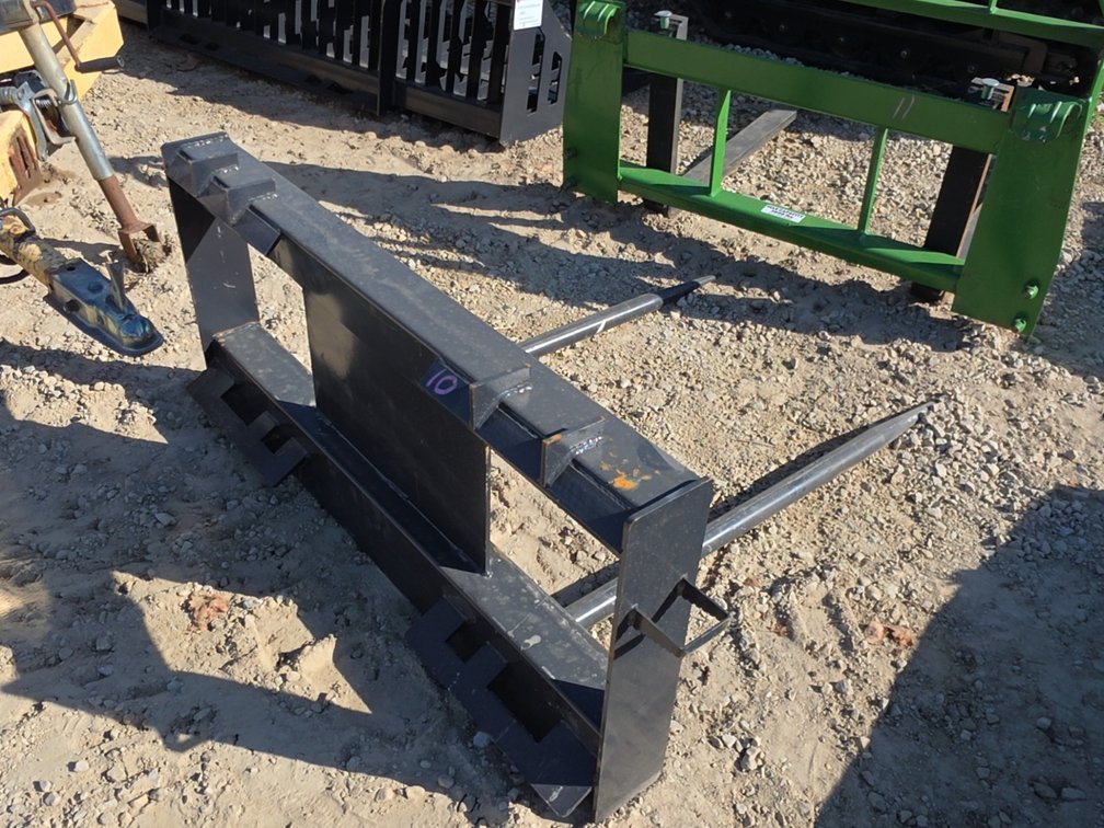 NEW JCT 2 TINE SKIDLOADER BALE SPEAR