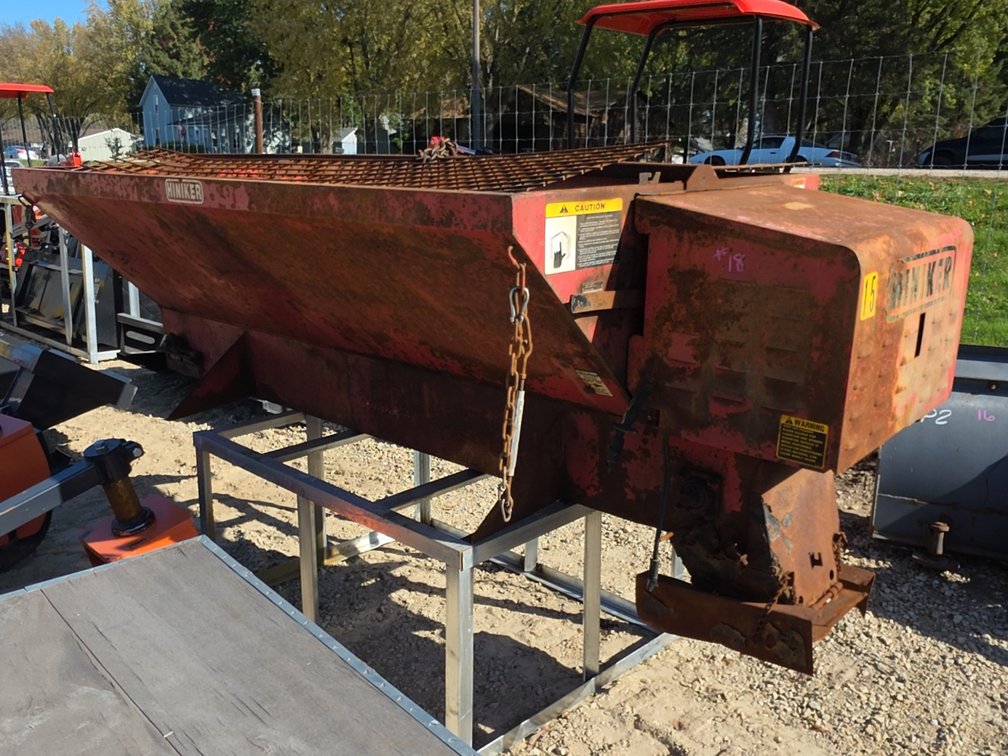 HINKER SALTER/ SANDER FOR 8' BOX 8.5 HP BRIGGS