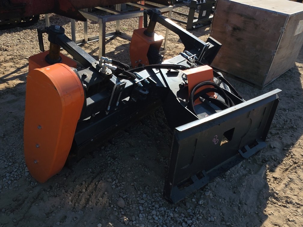 NEW WOLVERINE 72" SKIDLOADER POWER RAKE - CONTROLLER ATTACHED
