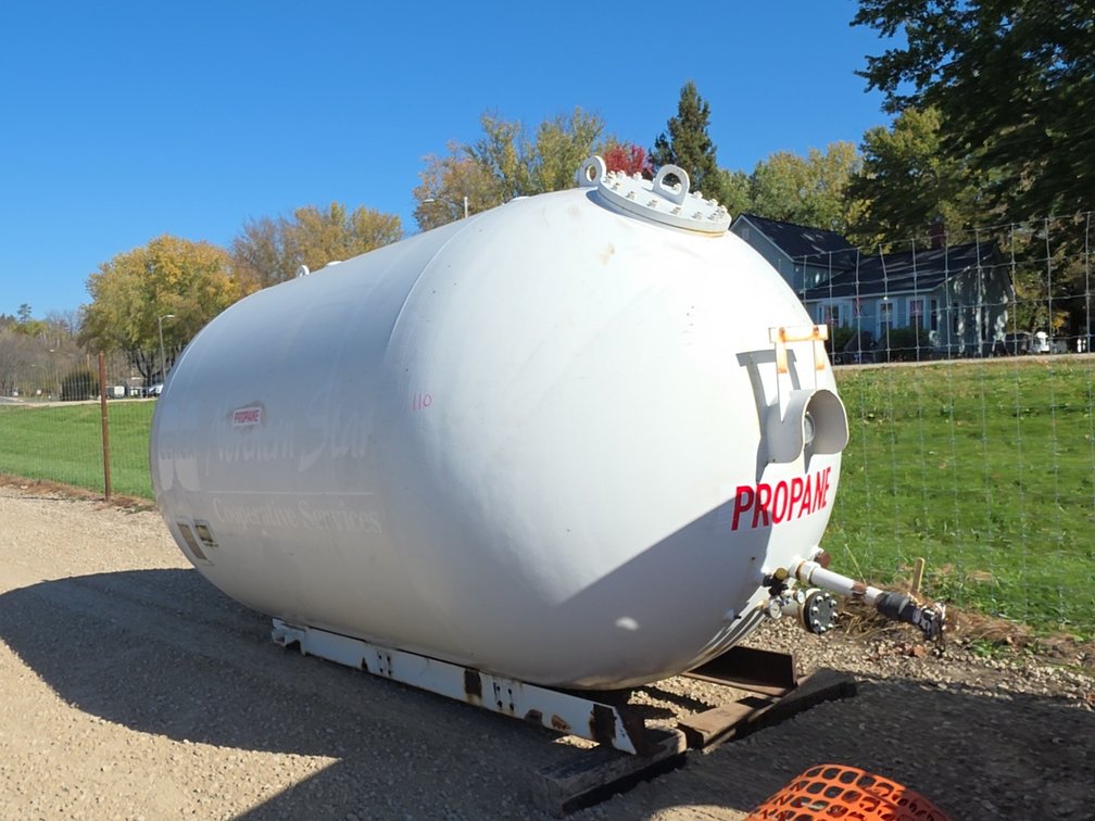 3000 GALLON LP TANK
