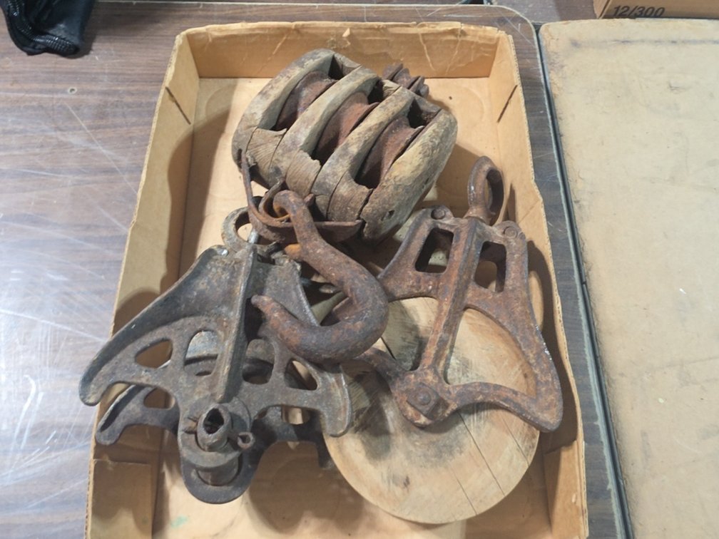 WOODEN  PULLEYS