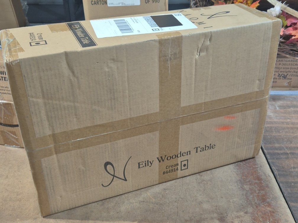 EILY WOODEN TABLE