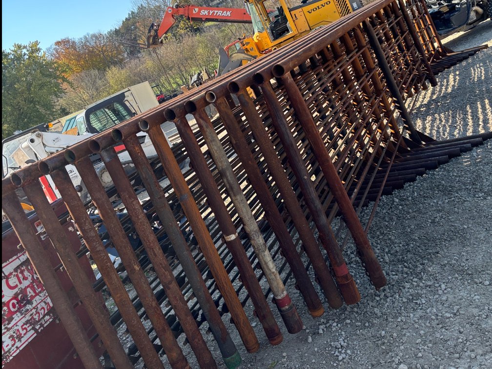 FREE STANDING 24' FENCE PANEL - LOAD AS COME