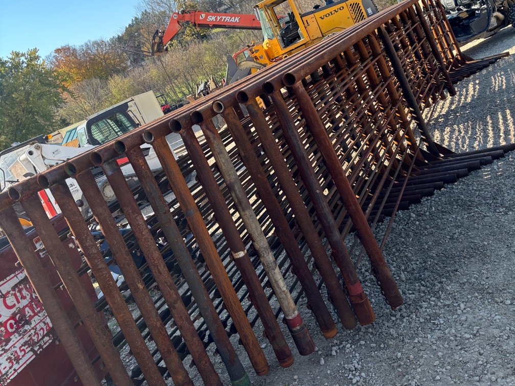 FREE STANDING 24' FENCE PANEL - LOAD AS COME