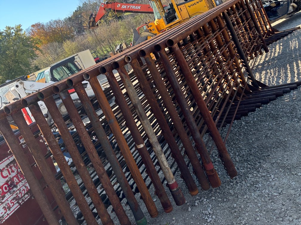 FREE STANDING 24' FENCE PANEL - LOAD AS COME