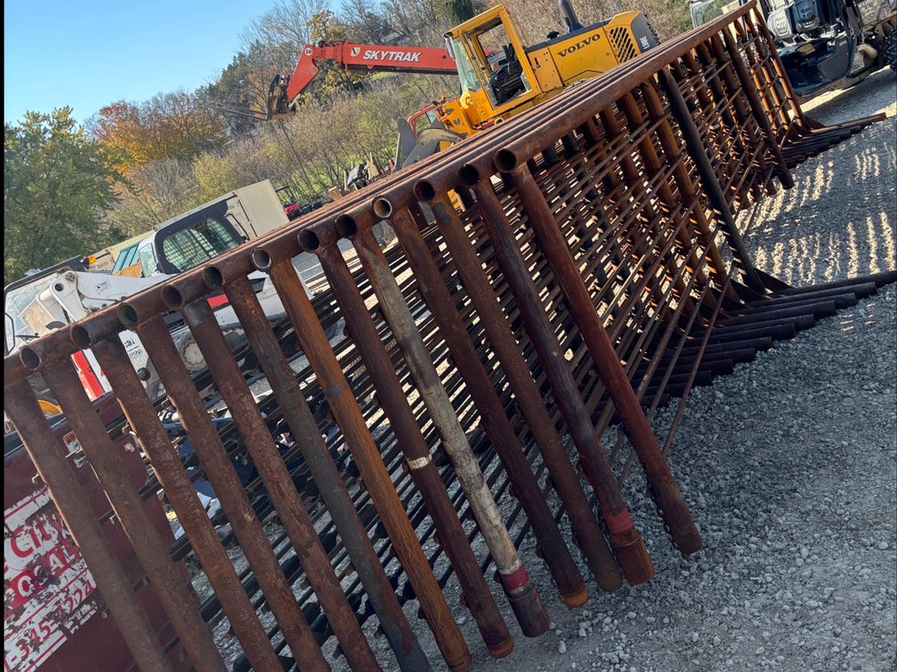 FREE STANDING 24' FENCE PANEL - LOAD AS COME
