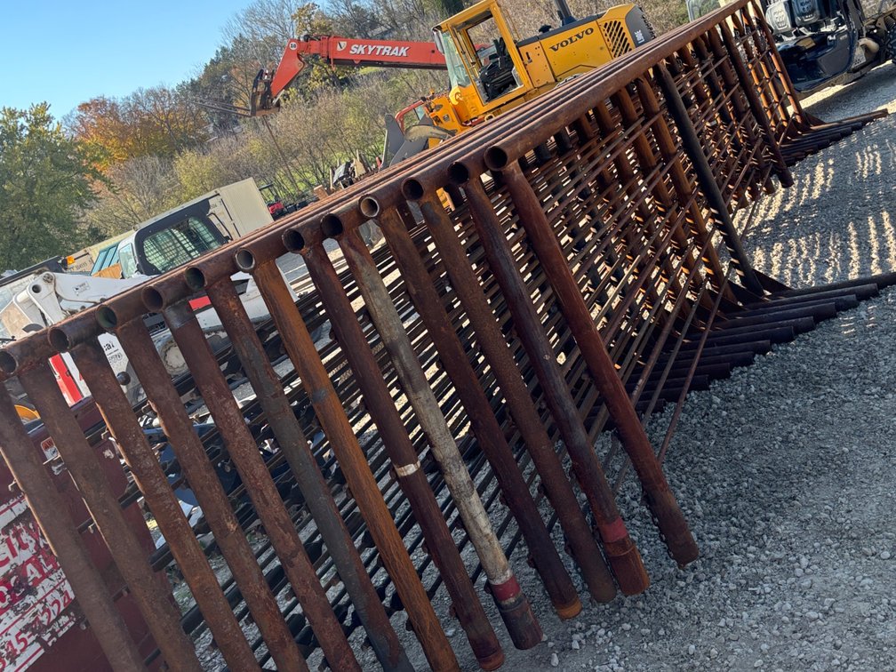 FREE STANDING 24' FENCE PANEL - LOAD AS COME