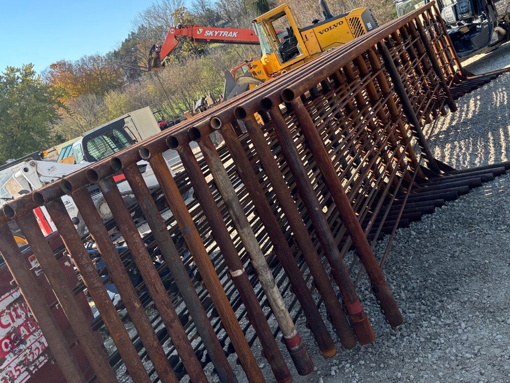FREE STANDING 24' FENCE PANEL - LOAD AS COME