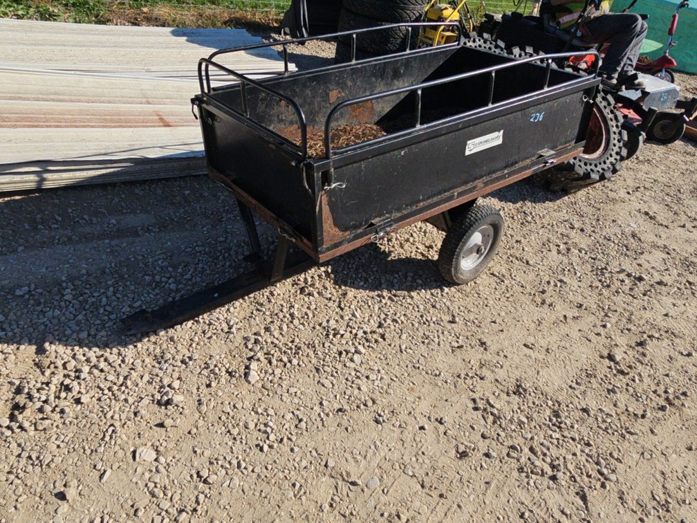 GARDEN DUMP WAGON