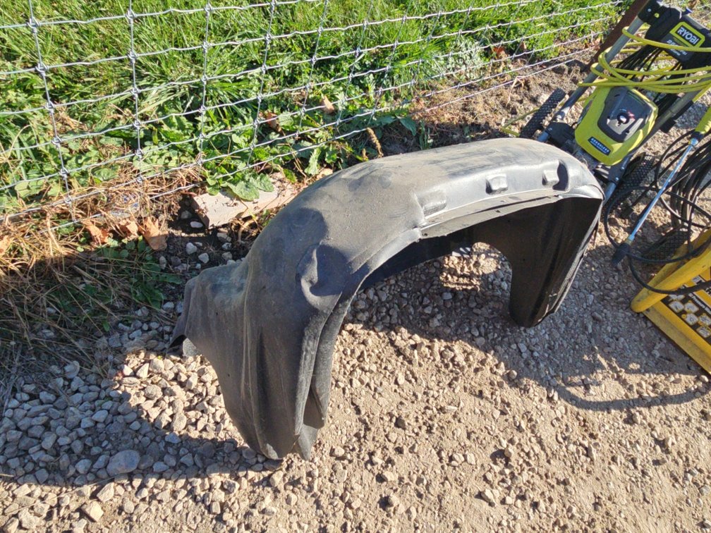 PAIR REAR INNER TUBS FOR 2015 CHEVY PICK-UP
