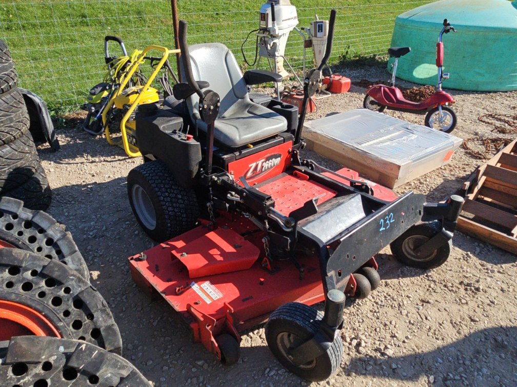 GRAVLEY ZT2660HD ZERO TURN LAWN MOWER W/ 60" DECK