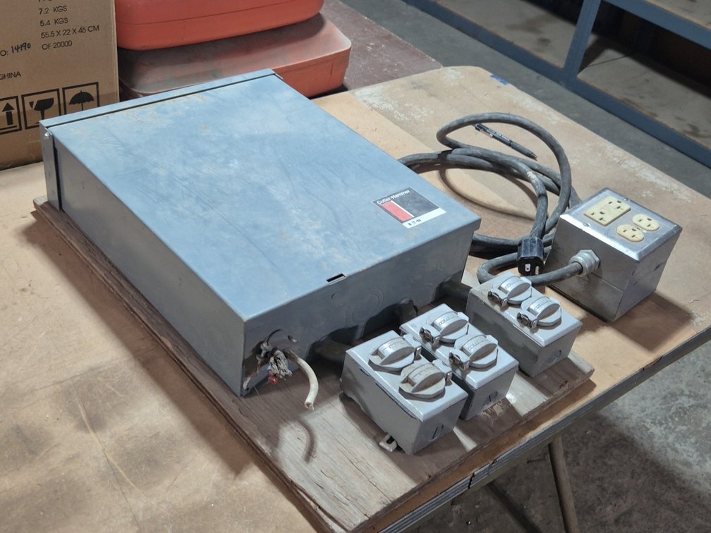 BREAKER PANNEL AND POWER CORD