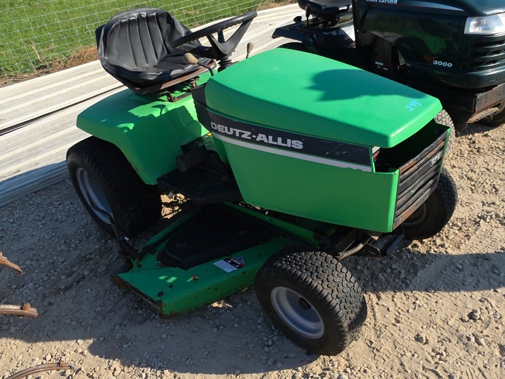 DUETZ-ALLIS 1716 LAWN MOWER