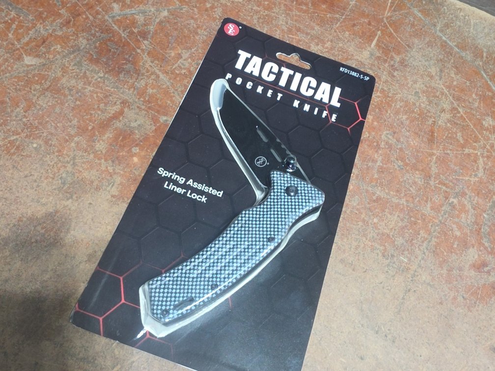 NEW TACTICAL KNIFE