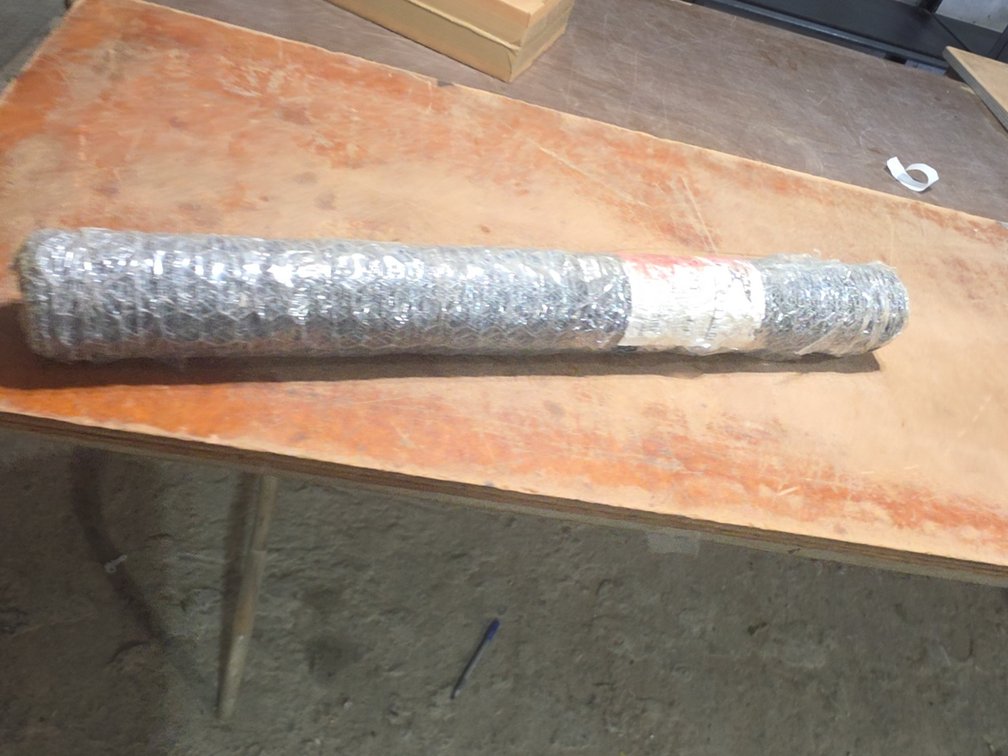 New 3' x 50' CHICKEN WIRE