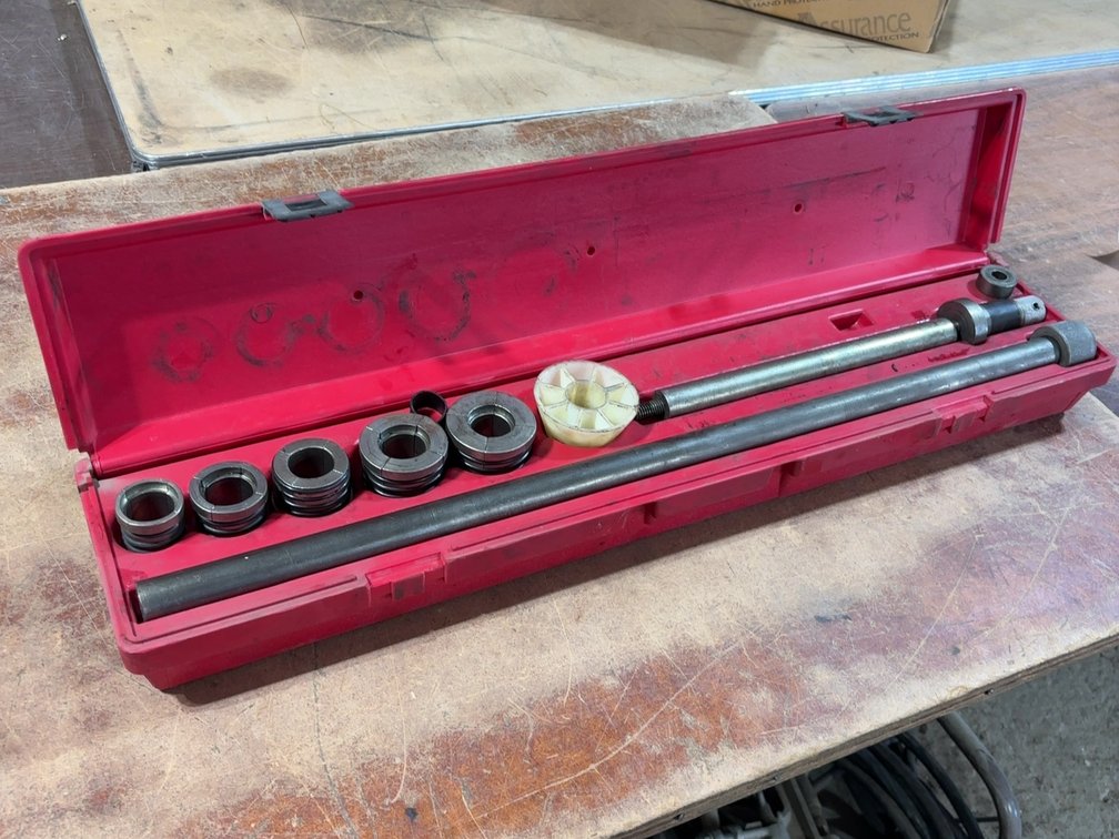 CAM BEARING INSTALLATION/REMOVAL TOOL