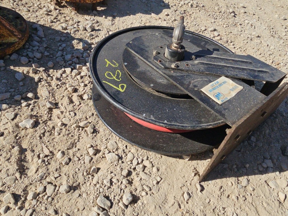 1/2" X 50' AIR/ WATER HOSE REEL