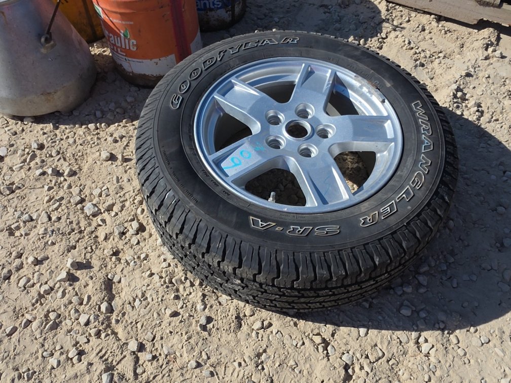 SINGLE 245/65R17 TIRE ON 5 BOLT DODGE RIM