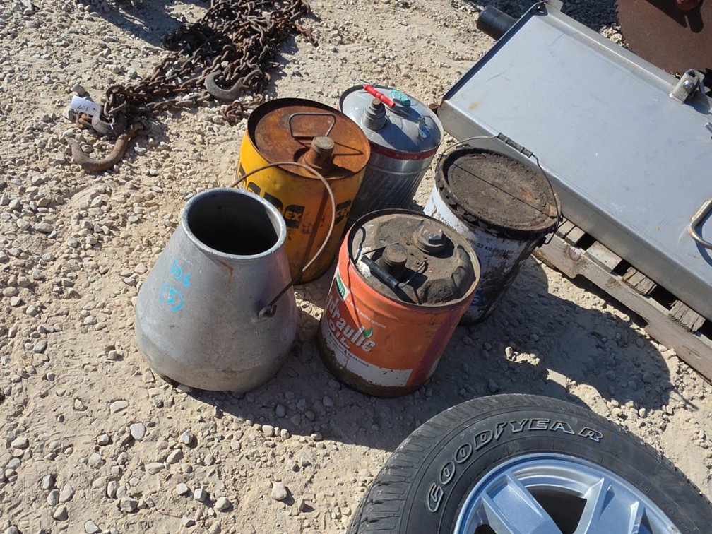 (5) MISC OIL AND GAS CANS