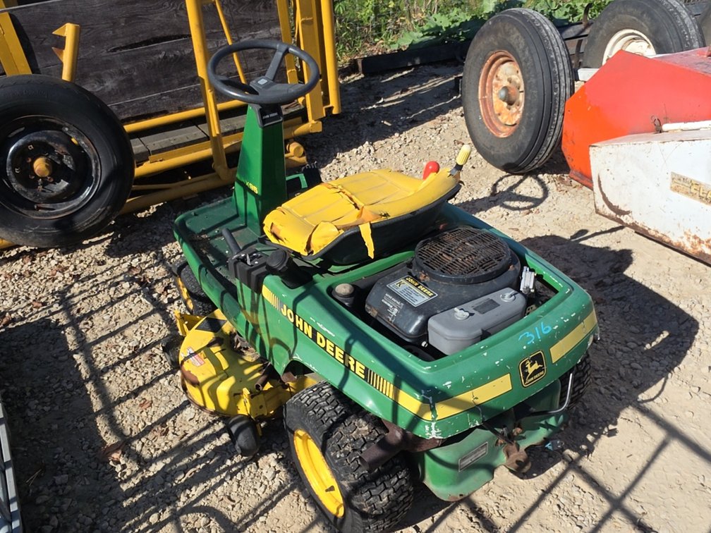 12.5HP JOHN DEERE SRX95 REAR ENGINE RIDING LAWN MOWER