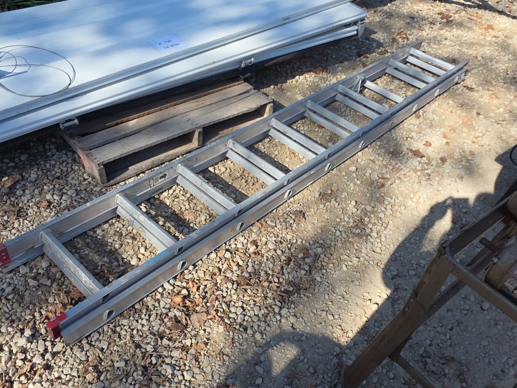 20' ALUMINUM LADDER