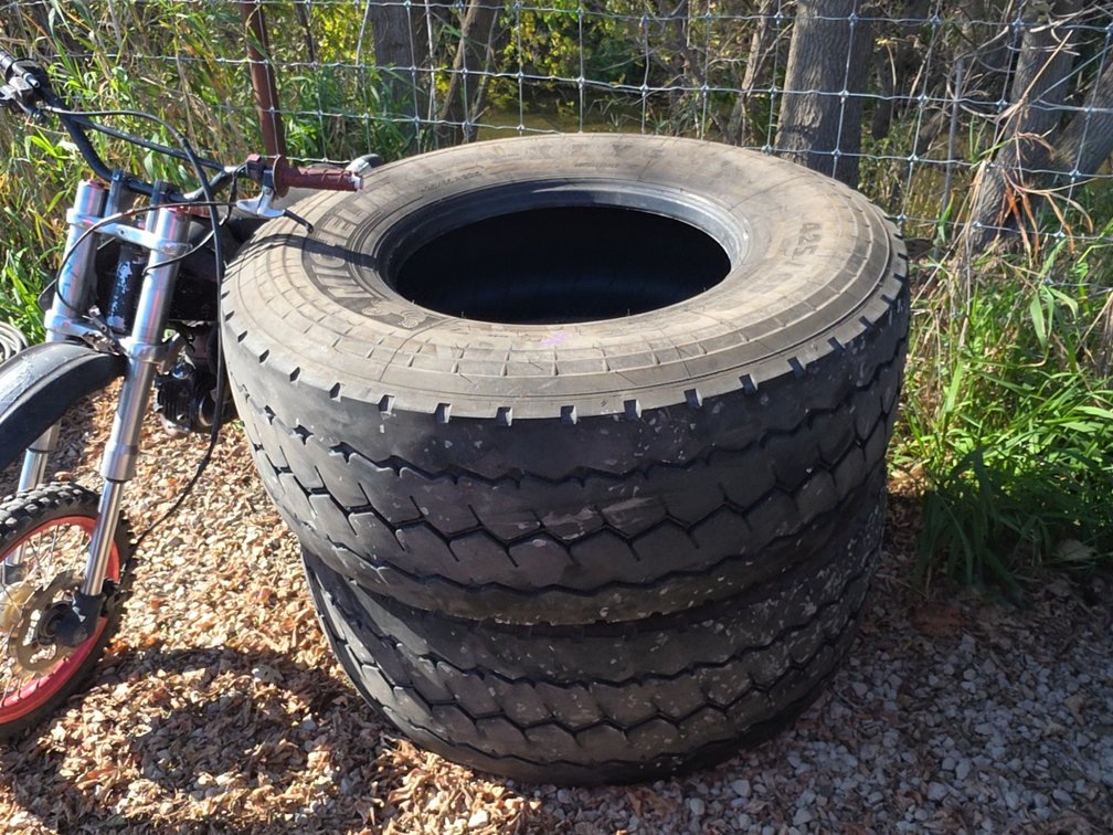PAIR 425/65R22.5 TIRES