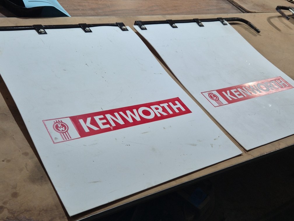 KENWORTH MUDFLAPS