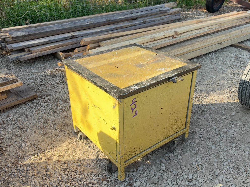 SMALL SHOP CABINET ON WHEELS