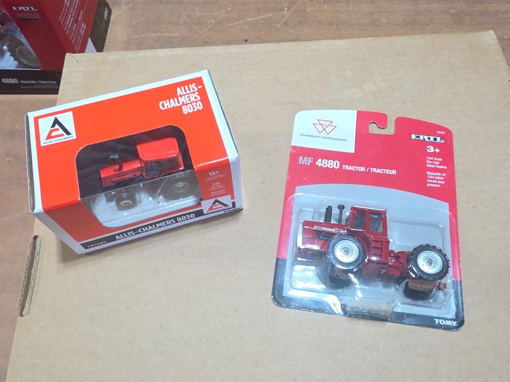 (2) 1/64 TRACTORS ( ALLIS CHALMERS 8030 & MF 4880 TRACTOR)