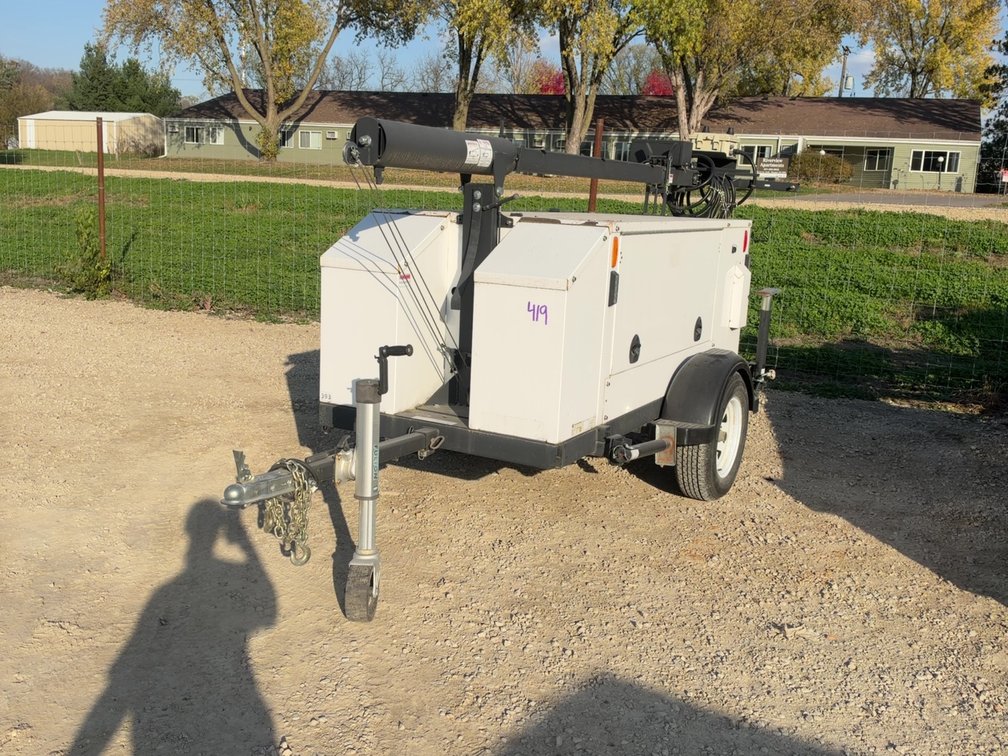 SECURITY TRAILER W/ 20’ MAST AND LIGHT BAR