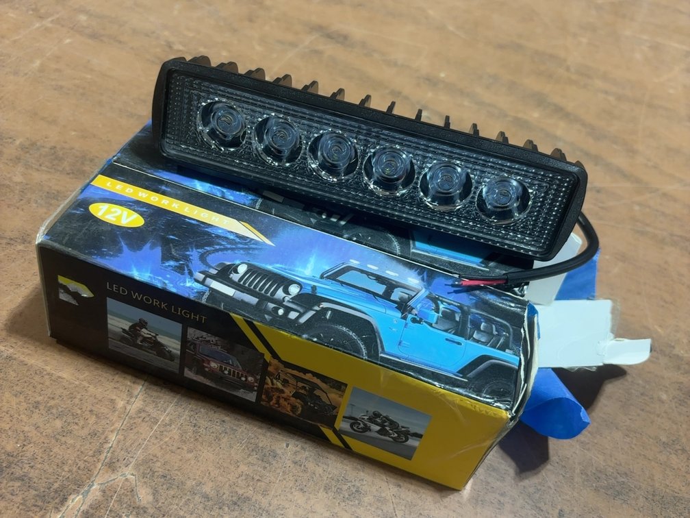 PAIR OF NEW 6” 12V LED WORK LIGHTS