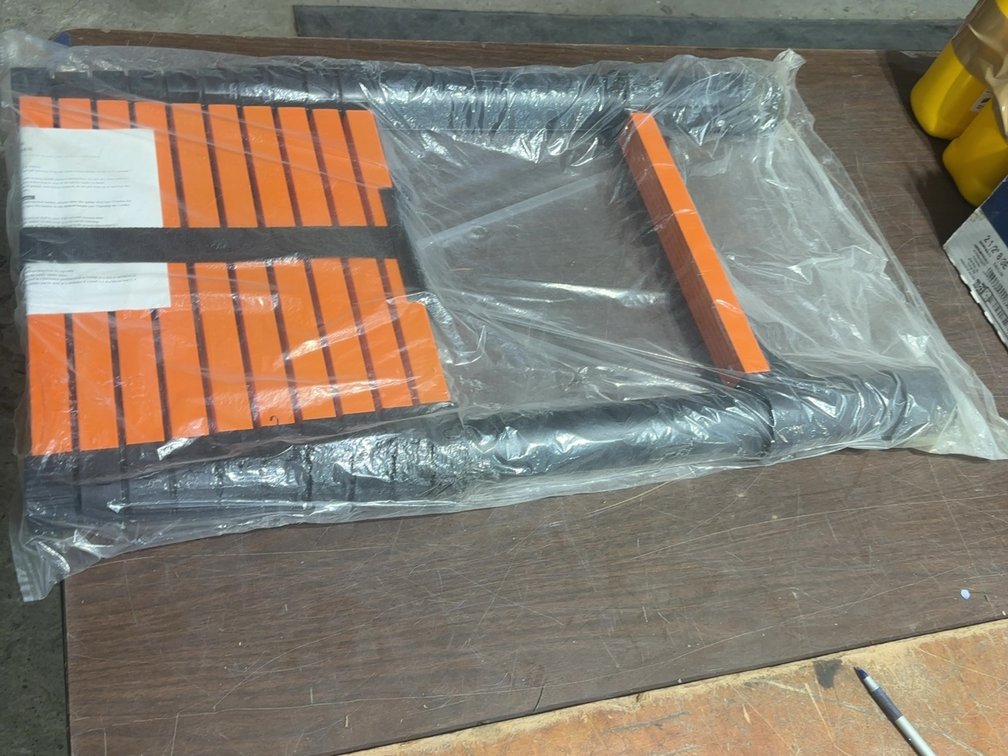 NEW 10.5’ ALUMINUM TELESCOPING LADDER
