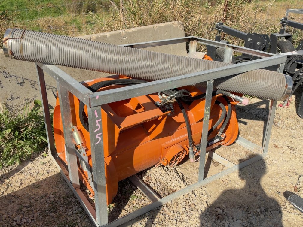 NEW 48" SKIDLOADER CONCRETE MIXER W/ SIDE & BOTTOM DISCHARGE - CONTROLLER ATTACHED