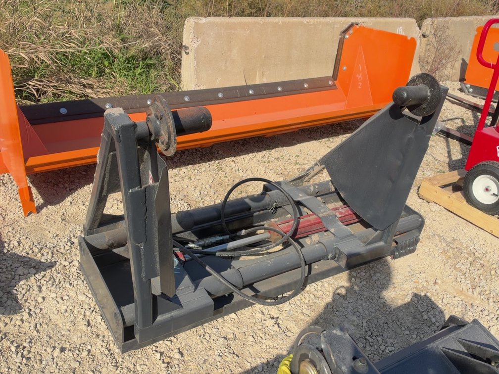 SKIDLOADER SOD UNROLLER