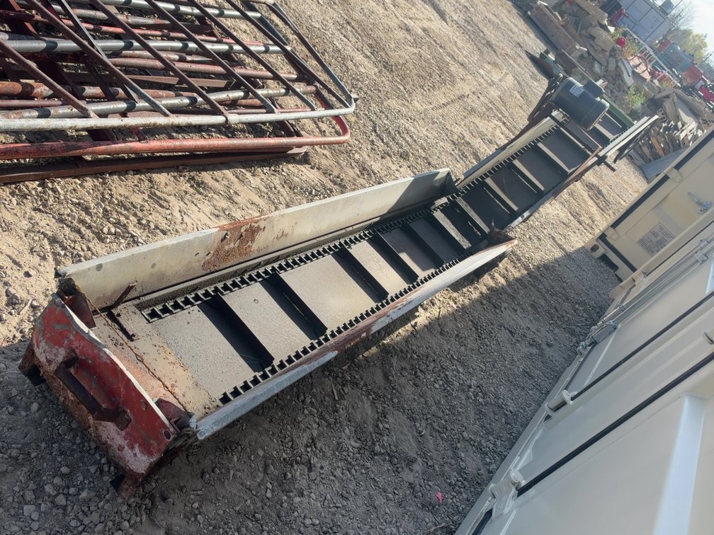 LITTLE GIANT CONVEYOR