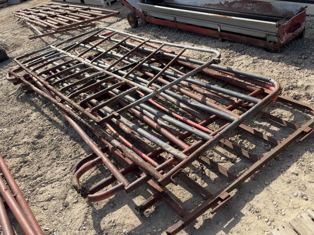 (1) FEED PANEL & (4) LIGHT GATES
