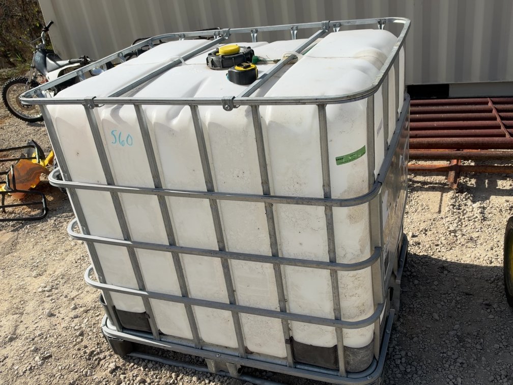 250 GALLON POLY CAGED TOTE