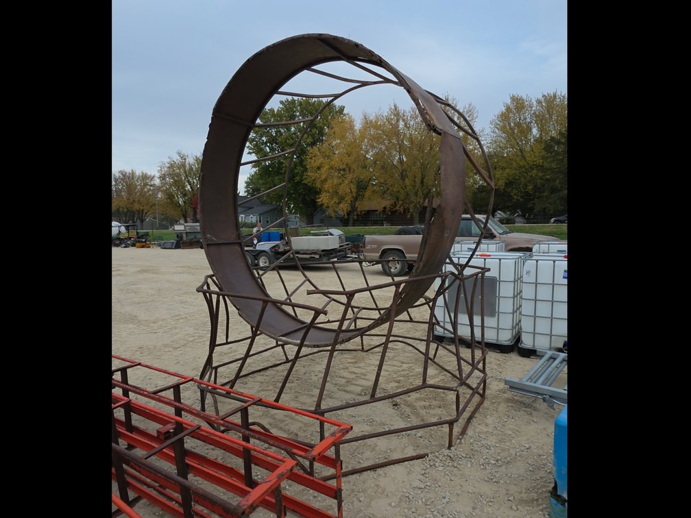 PAIR ROUND HAY BALE FEEDERS
