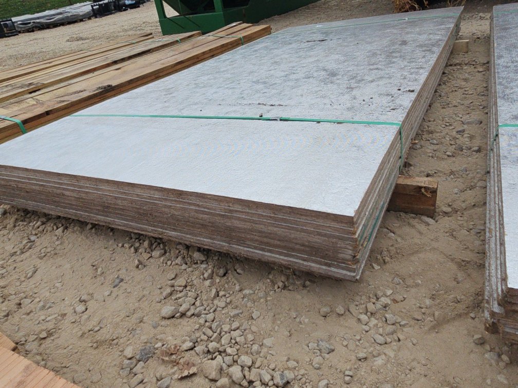(10) 4' X 8' FOIL TOP PLYWOOD