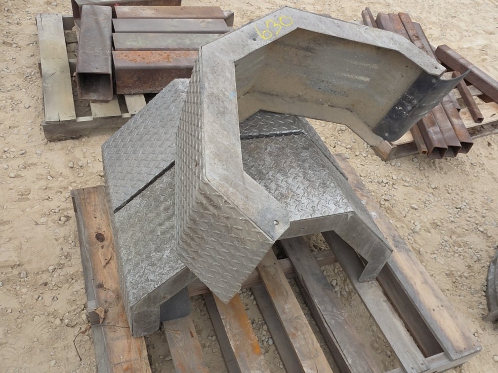 (3) ALUMINUM FENDERS