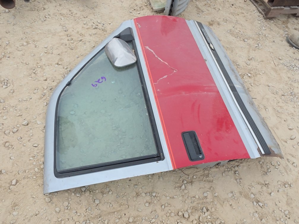90'S CHEVY 1500 DOOR