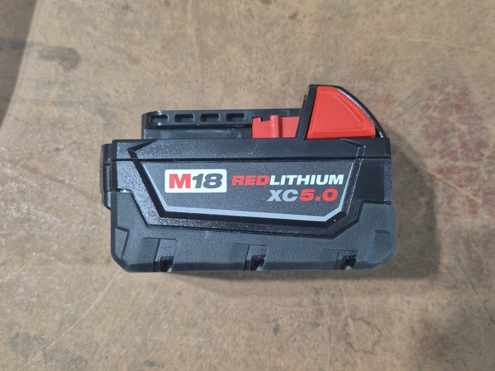 NEW MILWAUKEE M18 RED LITHIUM XC 5.0