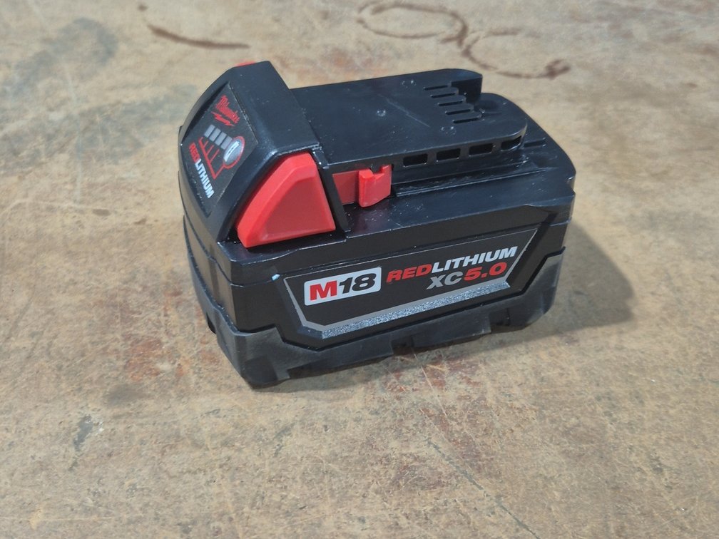 NEW MILWAUKEE M18 RED LITHIUM XC 5.0