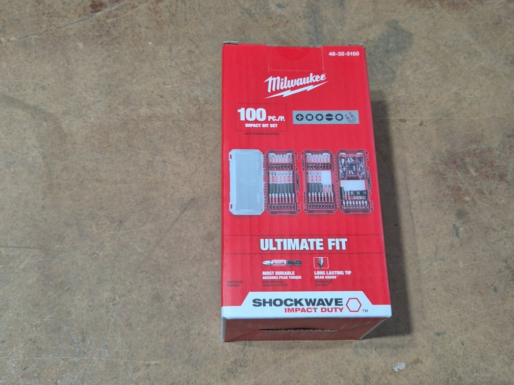 NEW MILWAUKEE IMPACT BIT SET