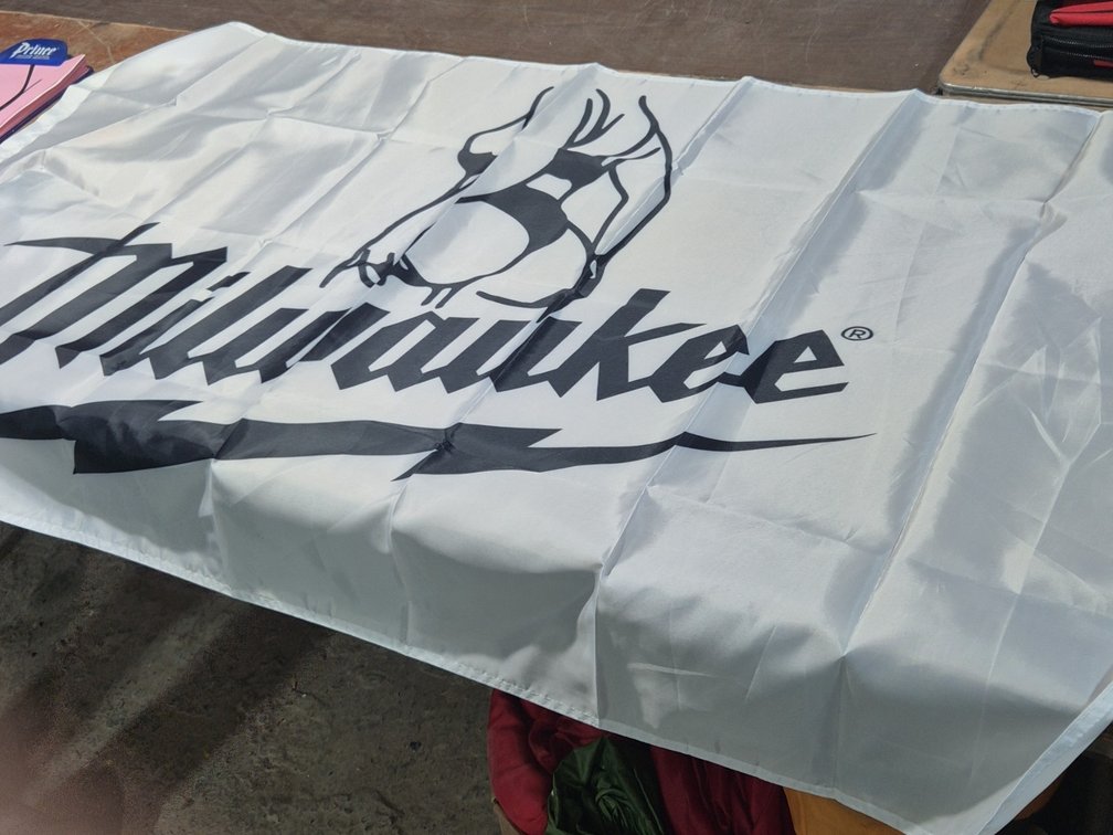 3'X5' MILWAUKEE FLAG