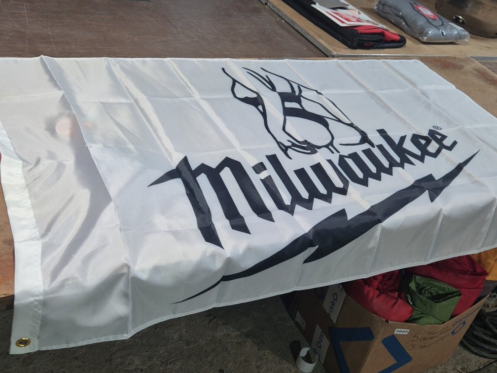 3'X5' MILWAUKEE FLAG