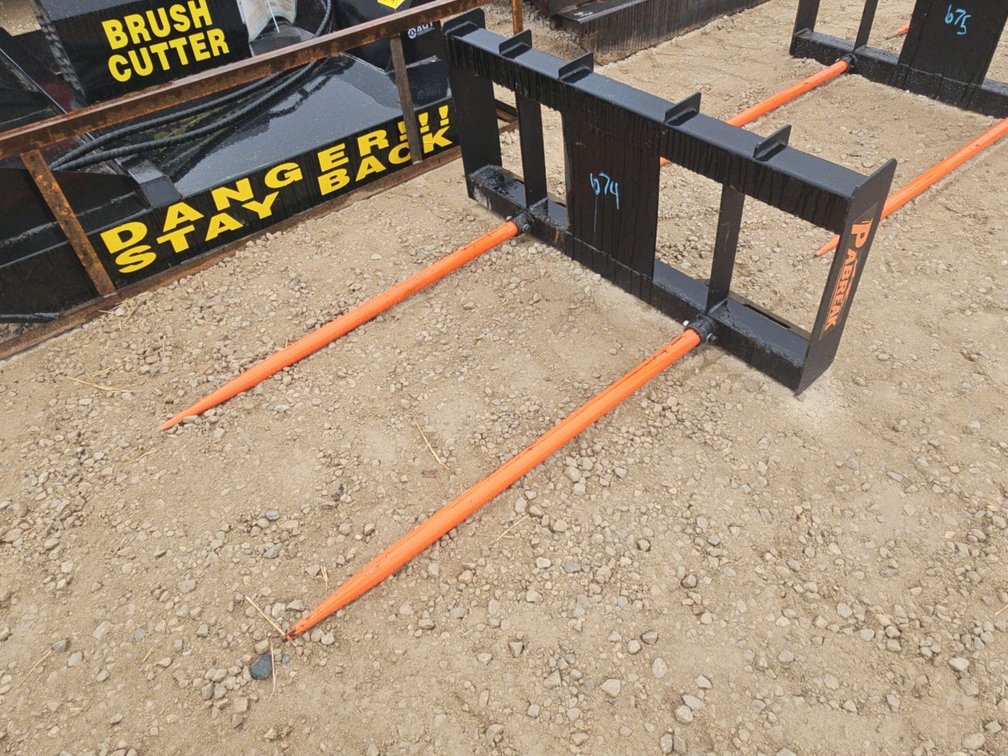 NEW PABREAK SKIDLOADER 2 TINE BALE SPEAR
