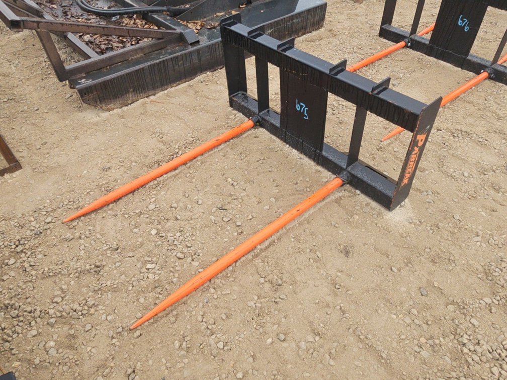 NEW PABREAK SKIDLOADER 2 TINE BALE SPEAR