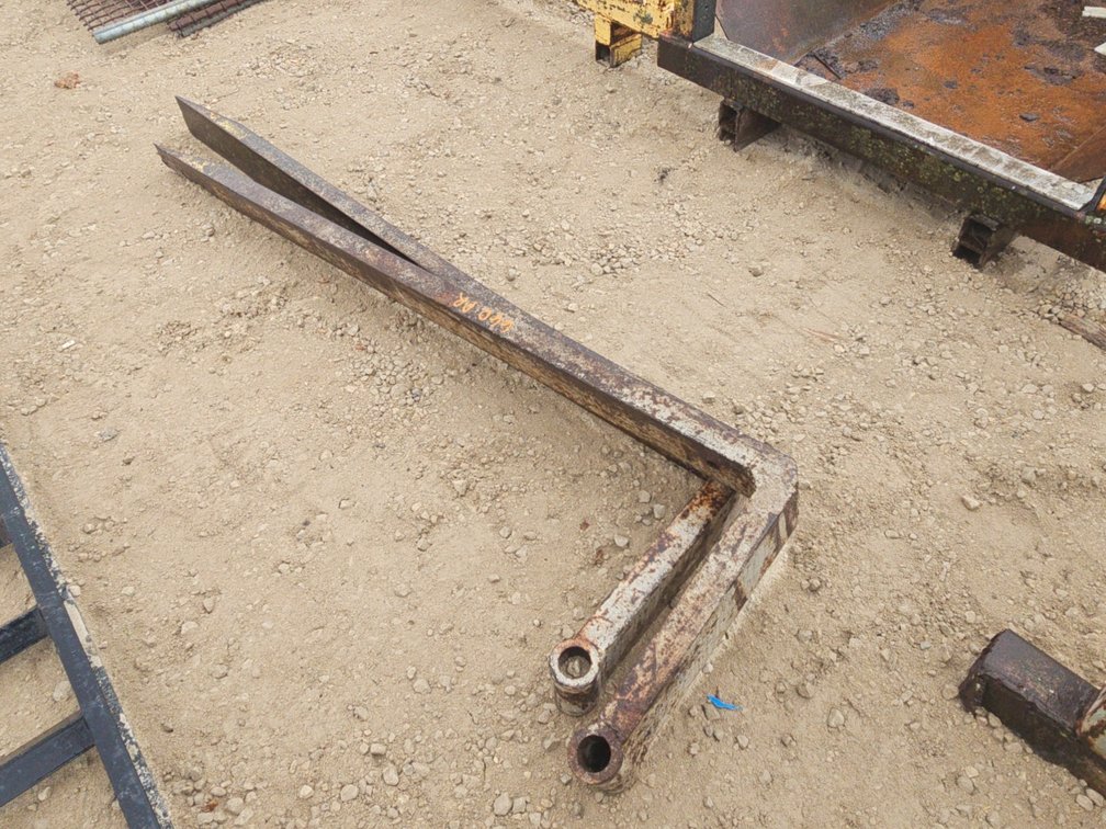 PAIR 76" TELEHANDLER FORKS - ONE BENT